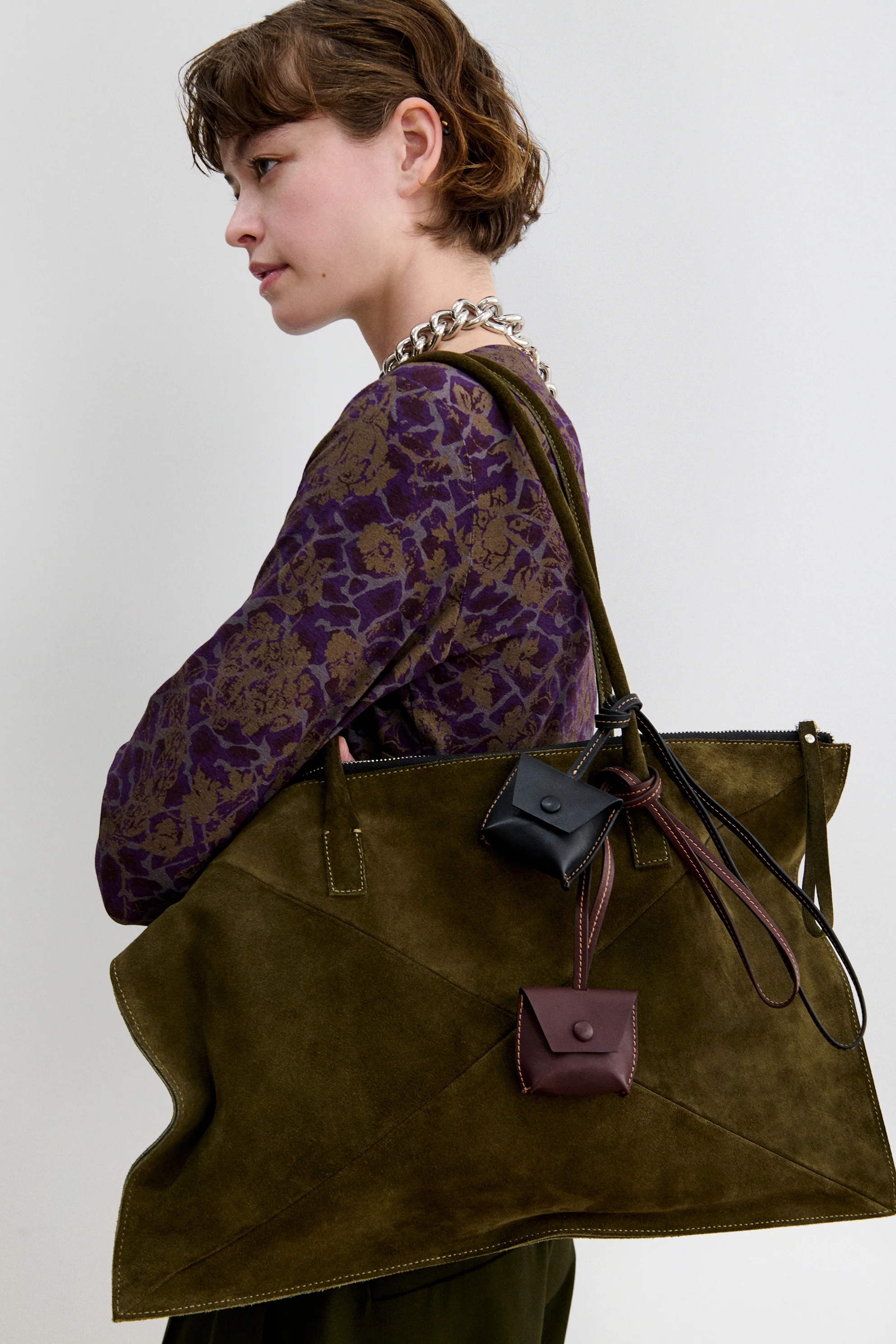 Brynd Zip Tote - Image 4