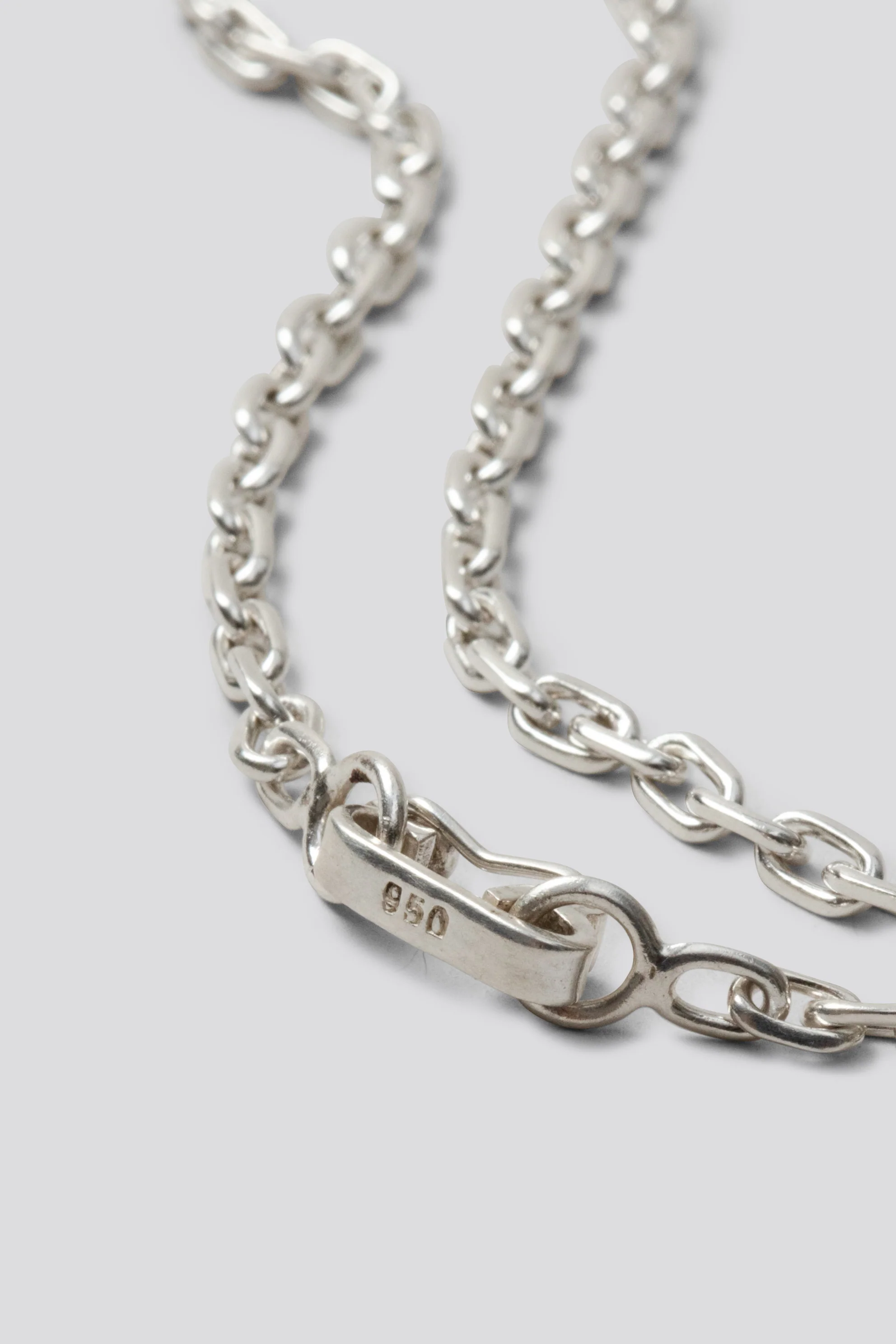 Dainty Lorne - Image 3
