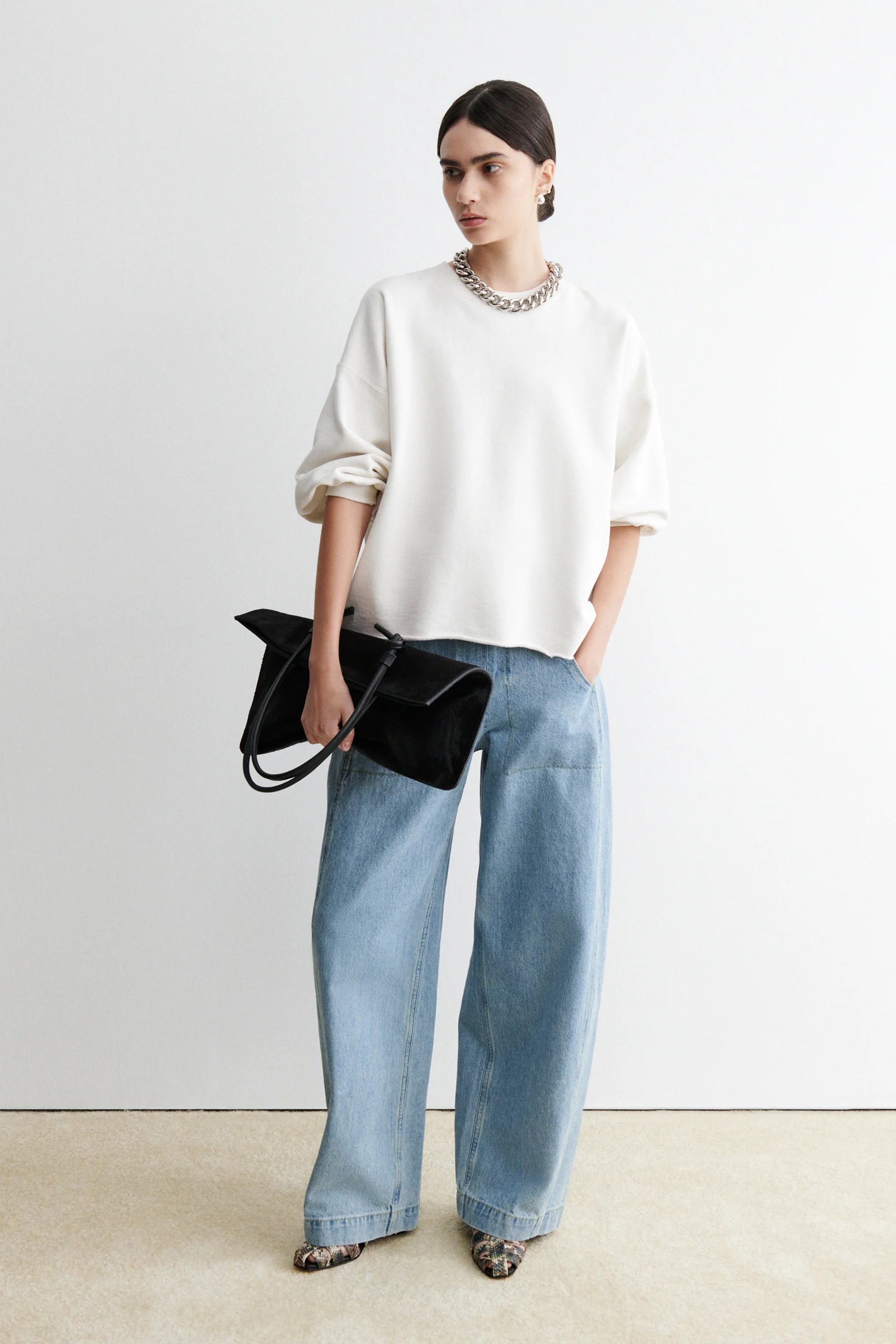 Fond Sweatshirt - Image 14