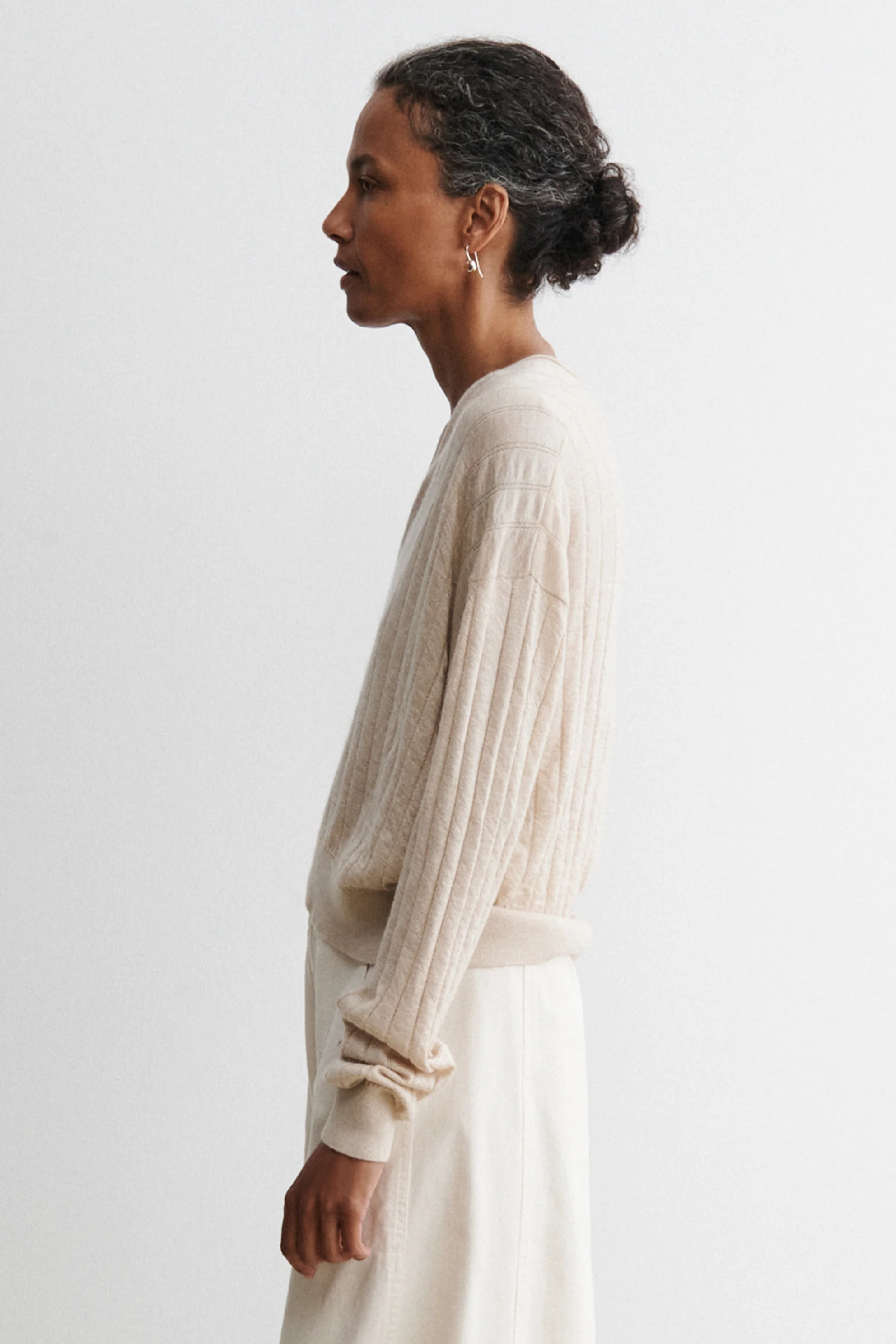 Marion V-Neck - Image 20