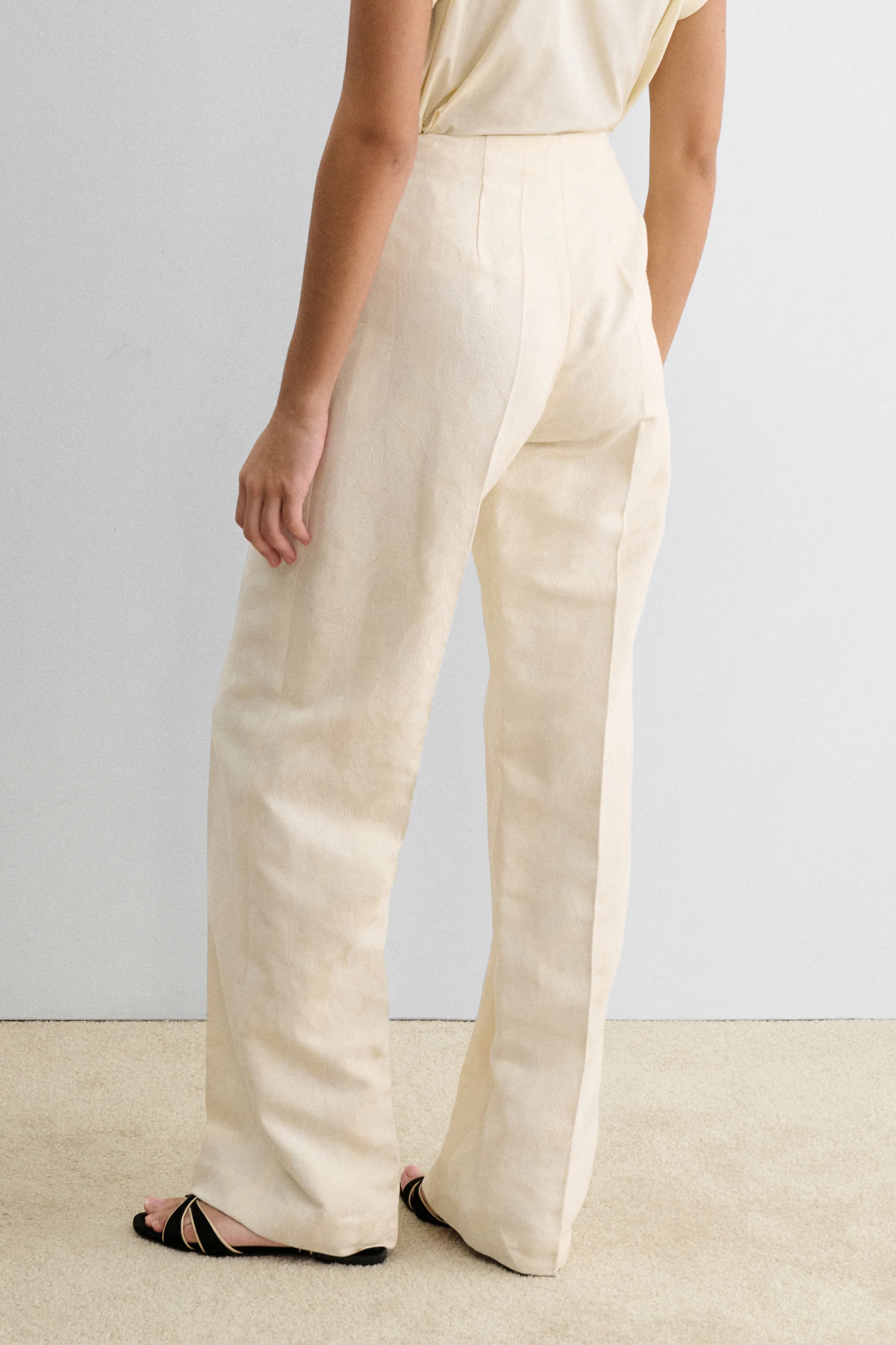 Nelam Pant - Image 5