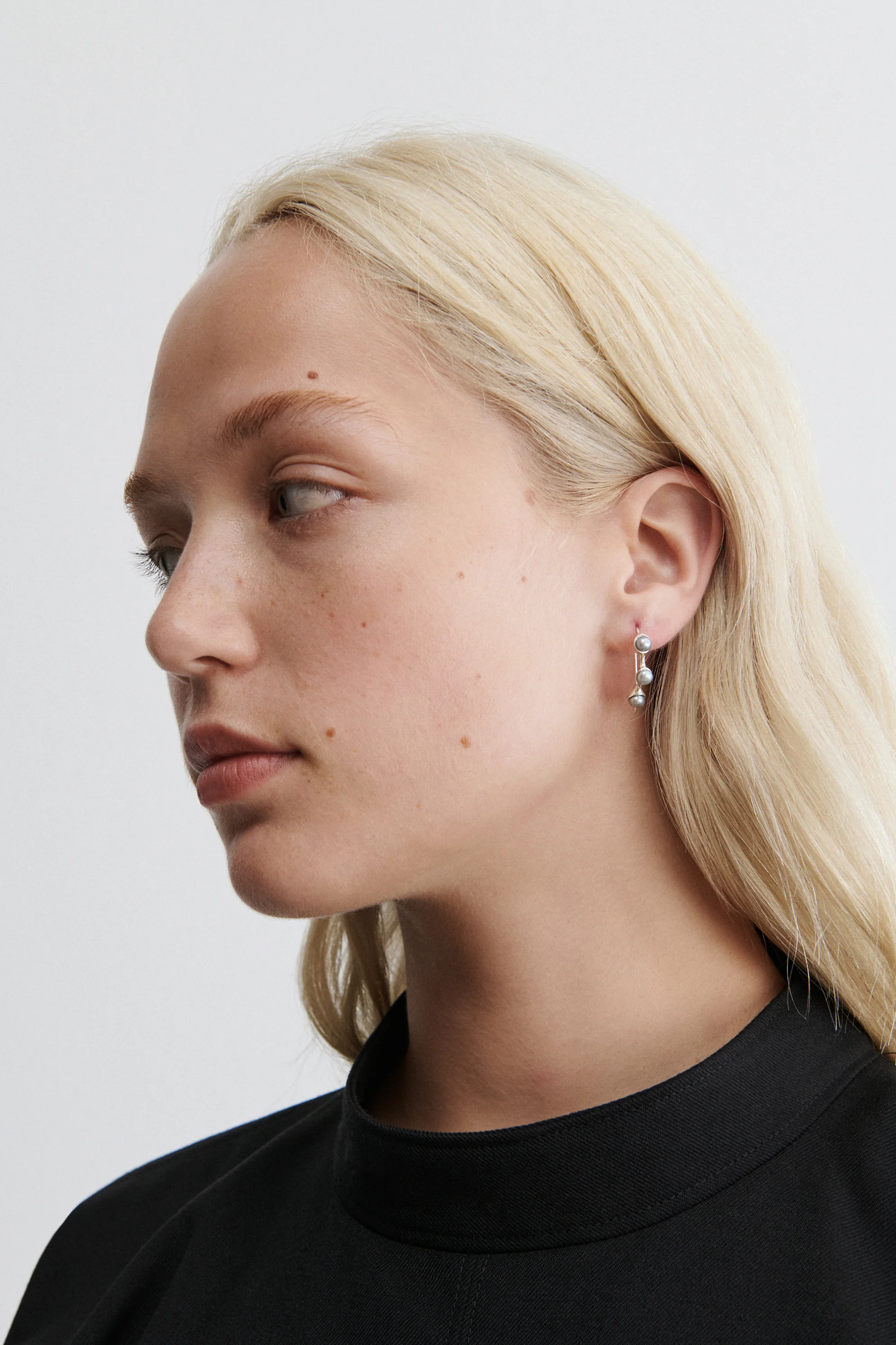 Quarry Syan Hoop Earring - Image 3