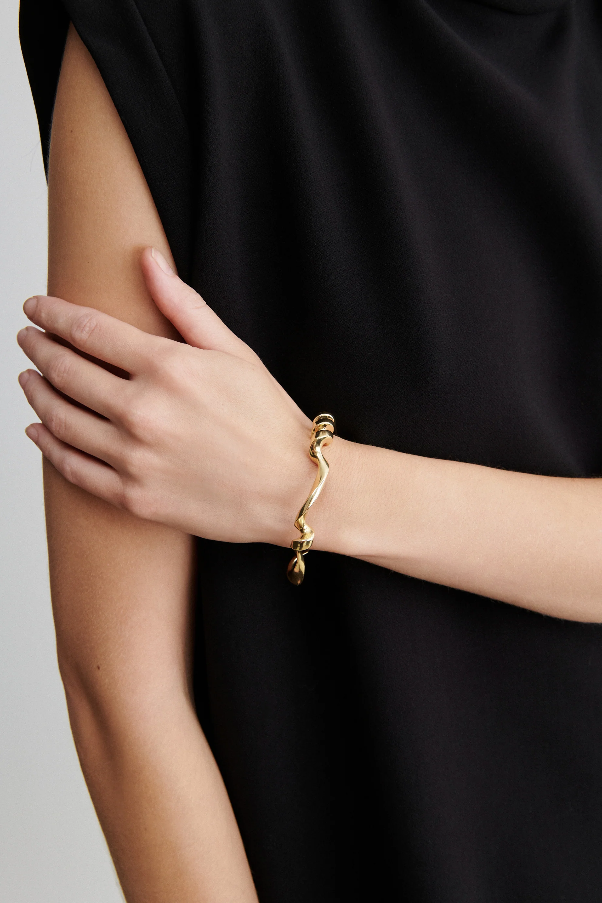 Quarry Whorl Cuff - Image 3