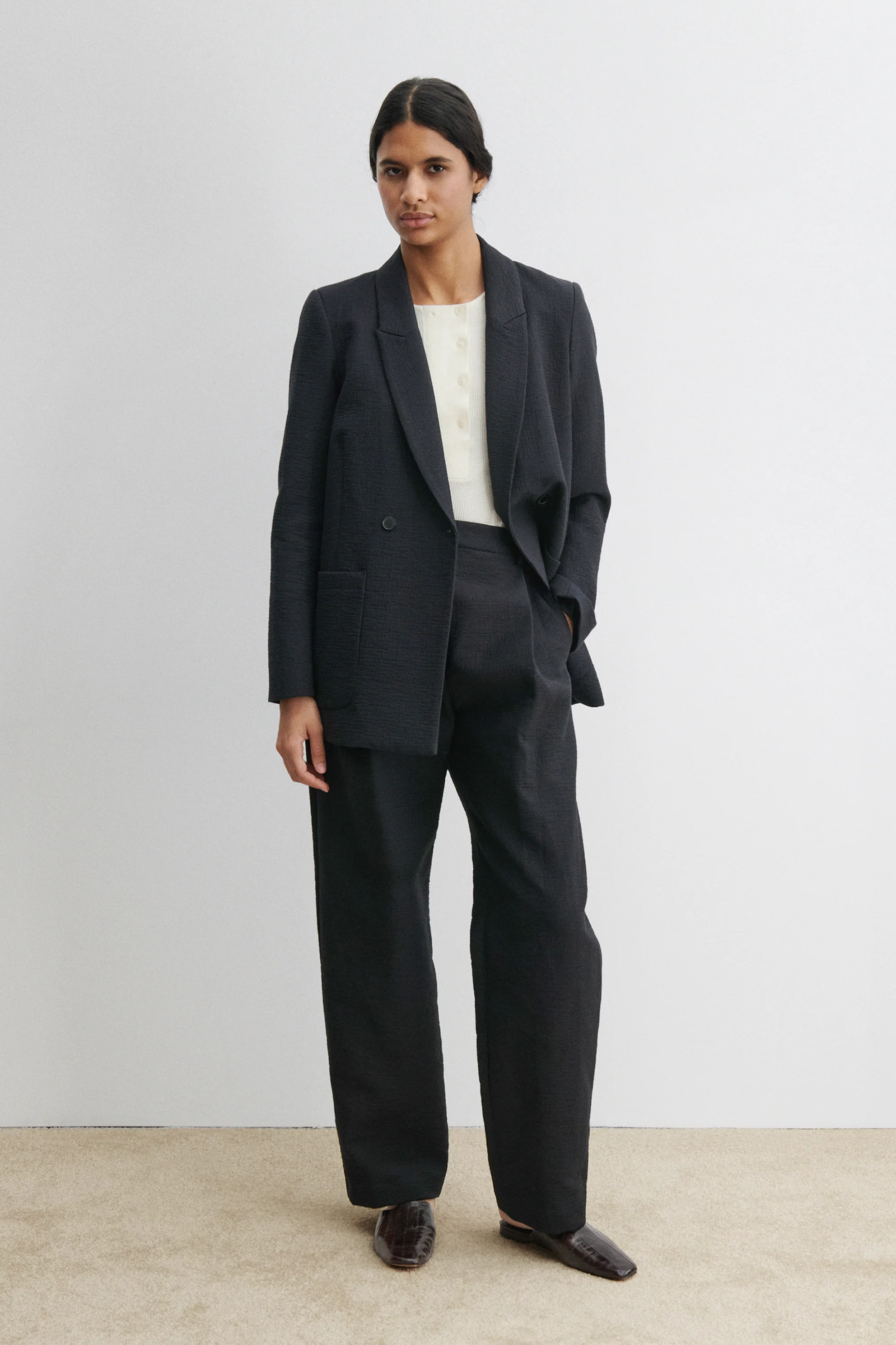 Robi Pant - Image 7