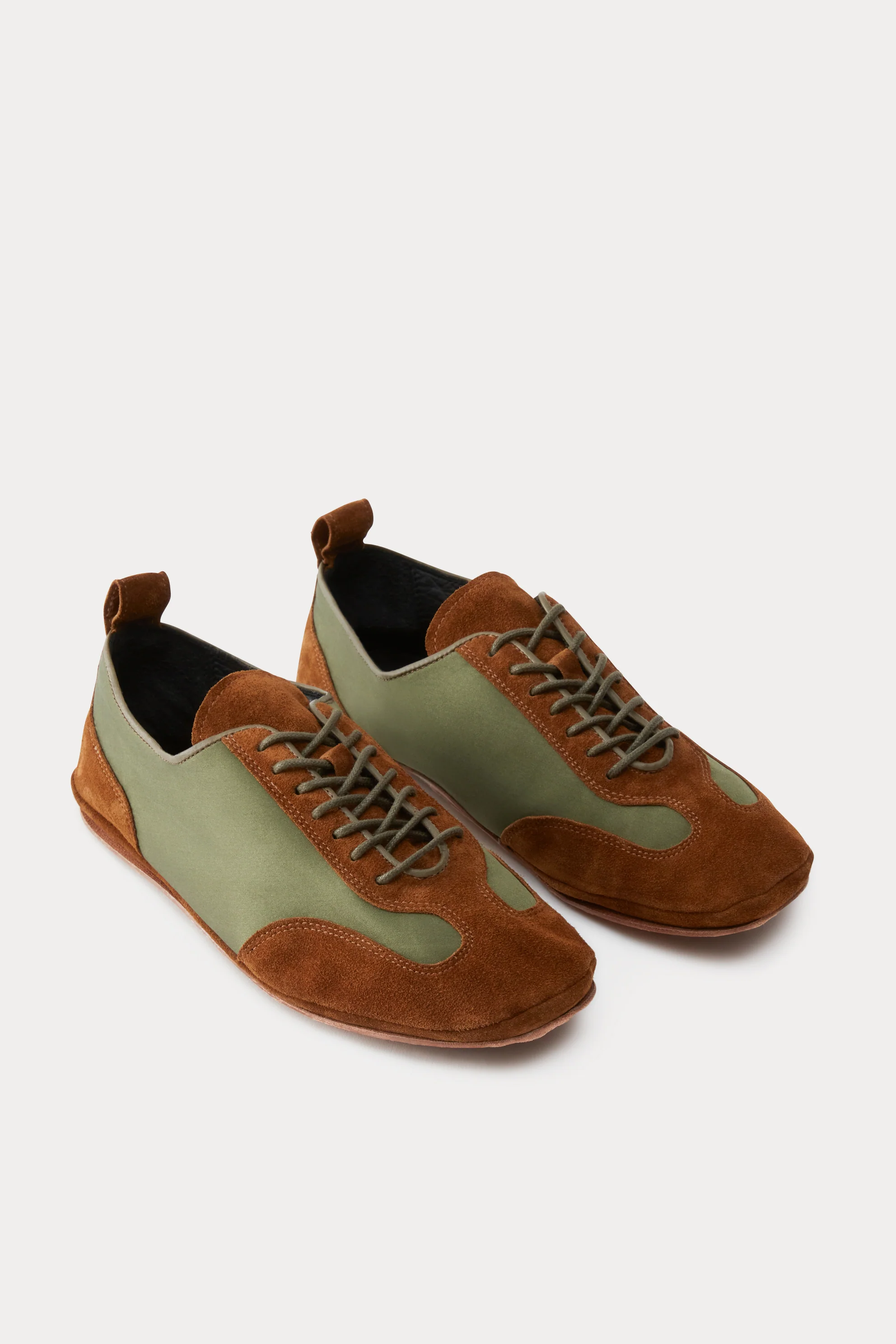 Slim Sneaker - Image 3