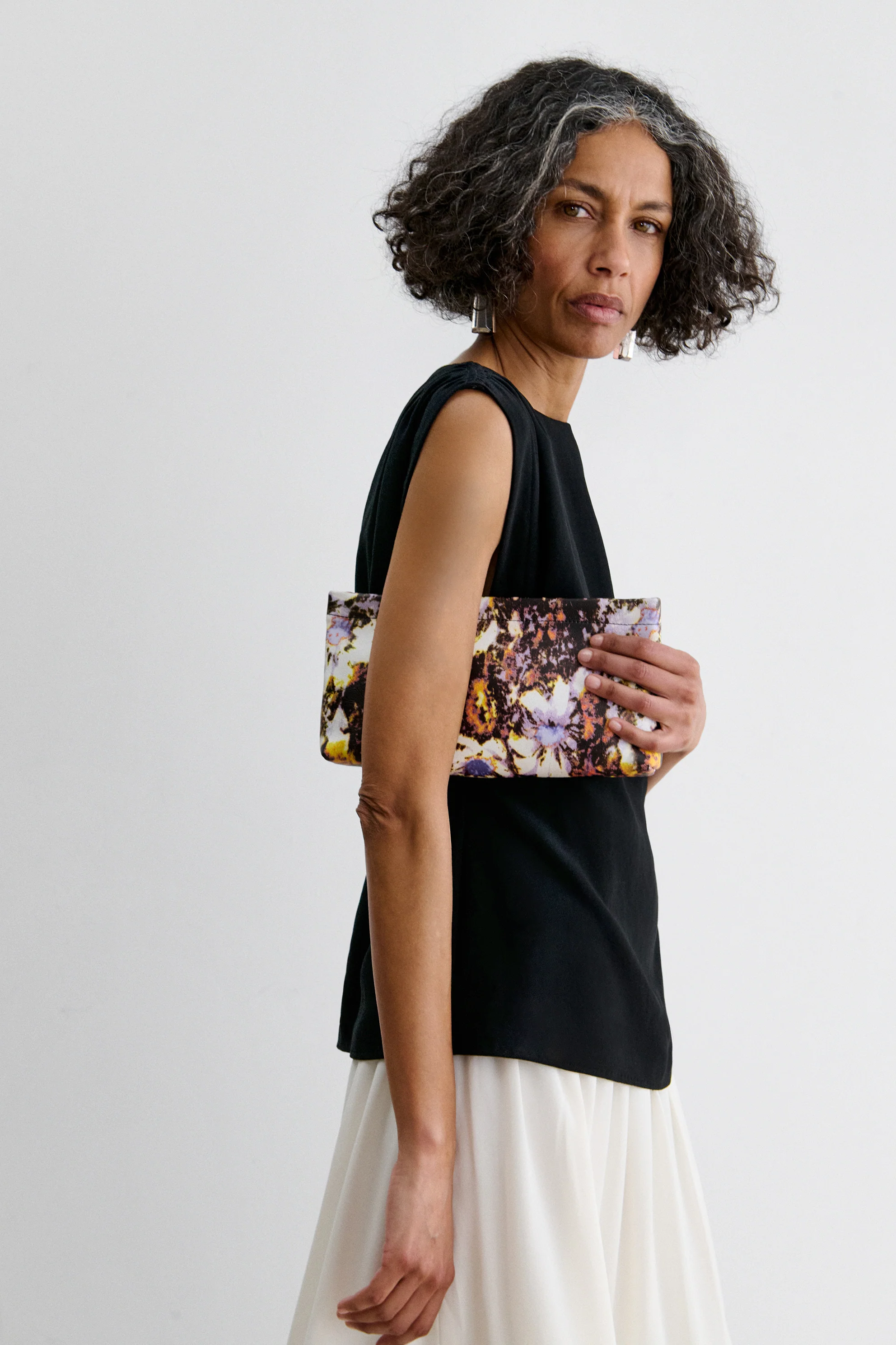 Small Hinge Clutch - Image 2
