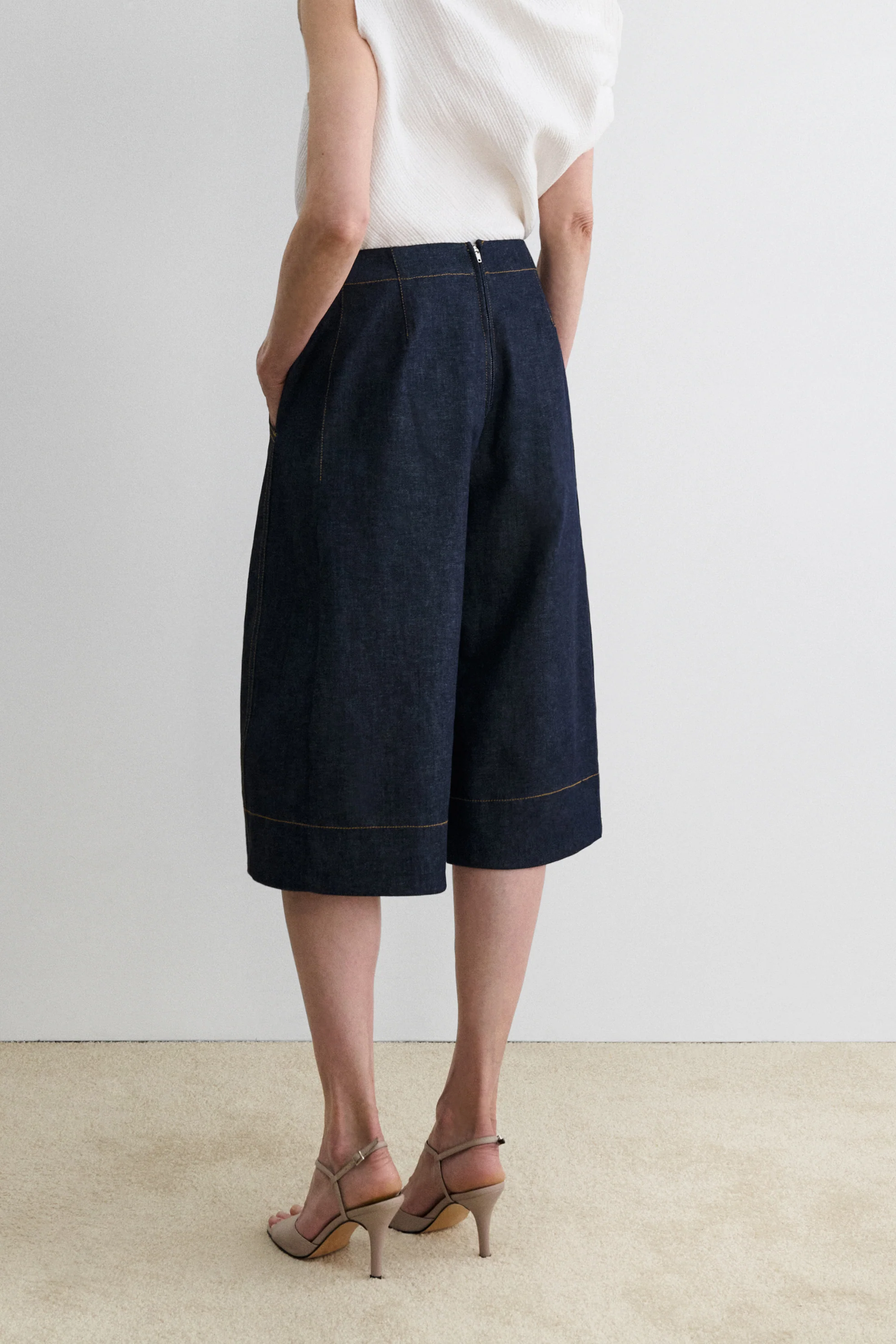 Tany Short - Image 5